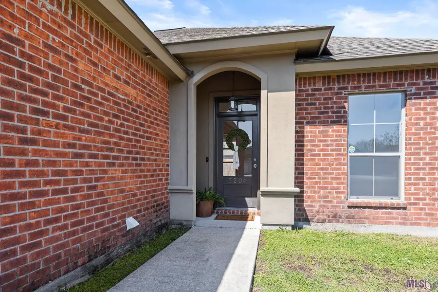 3204 Southlake Ave, Baton Rouge, LA 70810 - #2
