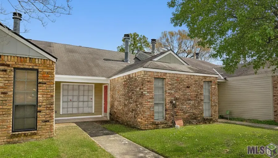 11054 Red Oak Dr, Baton Rouge, LA 70815 - #2