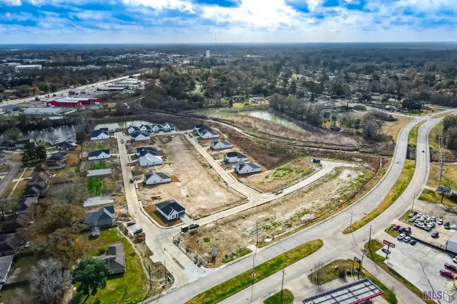 1822 Seawolf Dr, Village Saint George, LA 70810 - #2