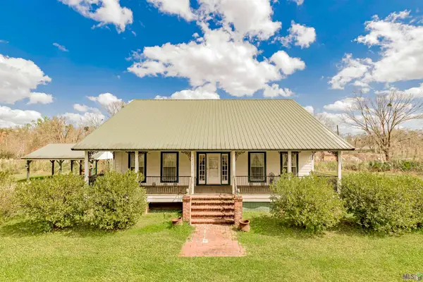 8463 Phillips Rd, St. Amant, LA 70774