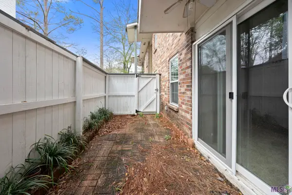 9855 Jefferson Hwy #W21, Baton Rouge, LA 70809