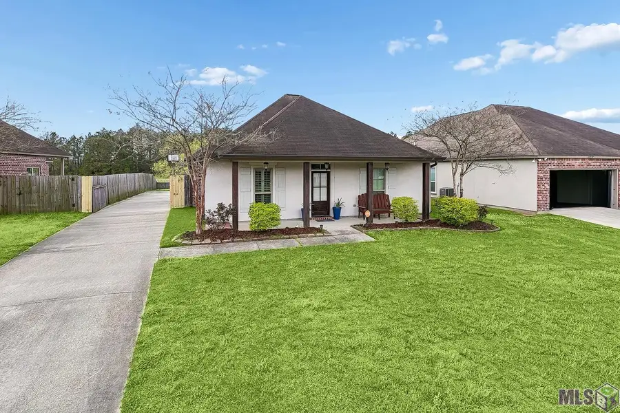 10766 Fenway Ave, Denham Springs, LA 70726 - #2