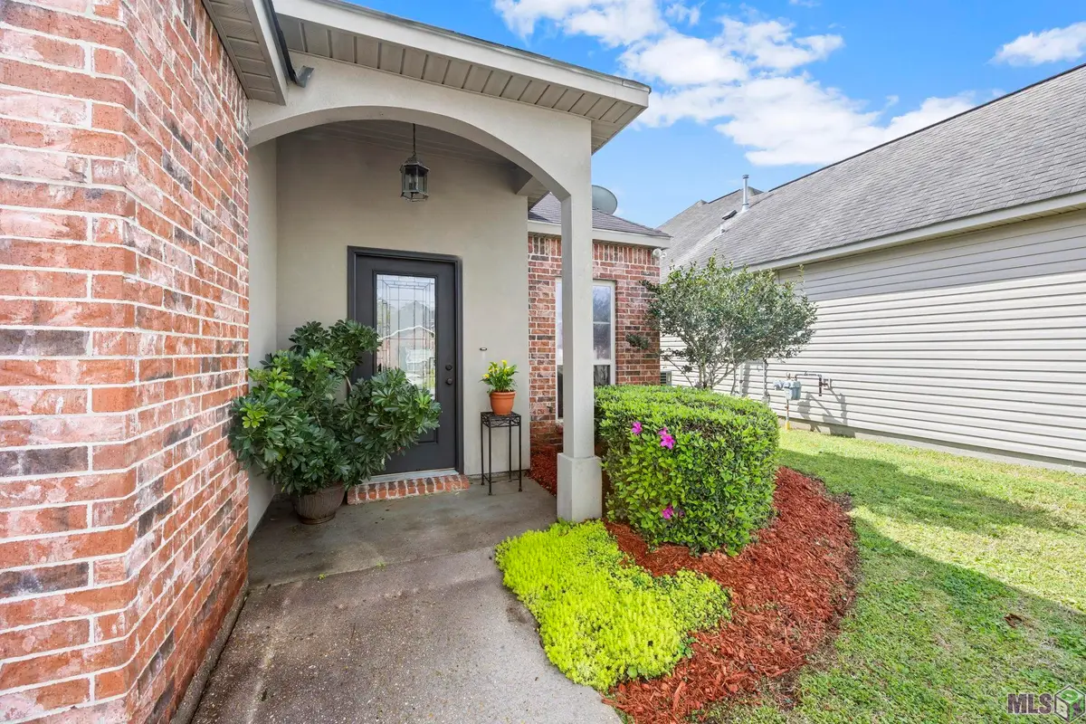 11412 Rossow Ct, Denham Springs, LA 70726 - #1