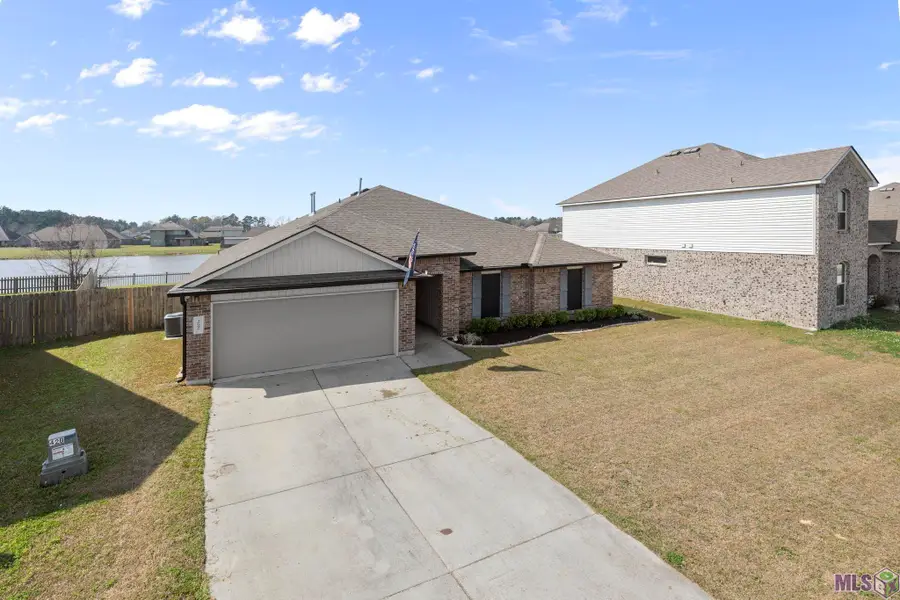 36996 Prestonview Ln, Denham Springs, LA 70706 - #2
