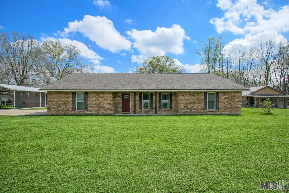 20354 Plank Rd, Zachary, LA 70791 - #1
