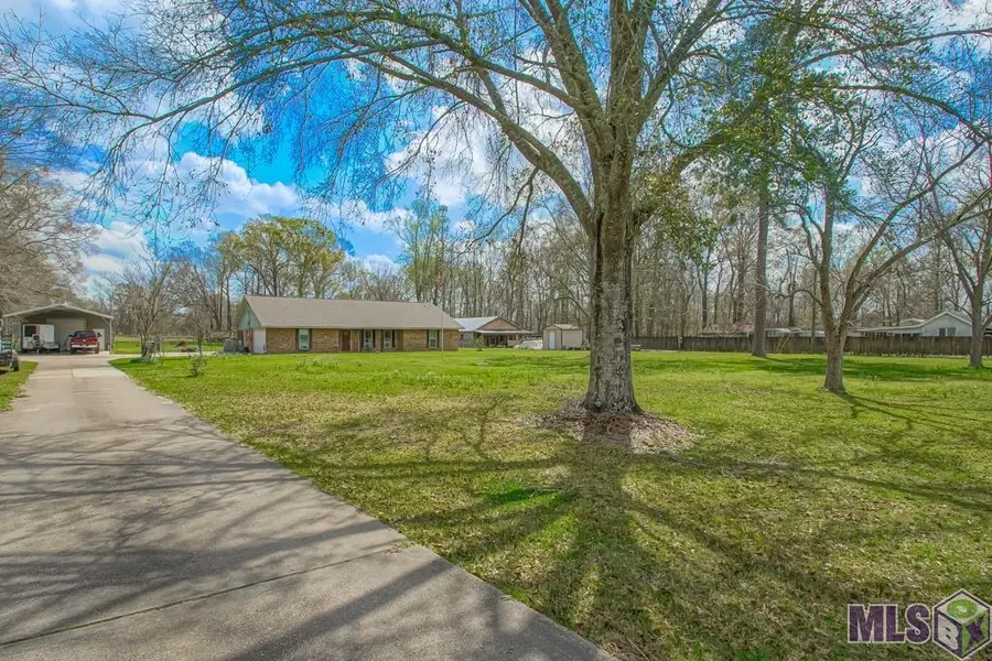 20354 Plank Rd, Zachary, LA 70791 - #2