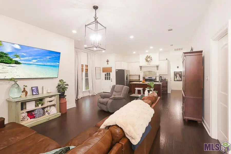 44275 Clement St, Sorrento, LA 70778 - #3