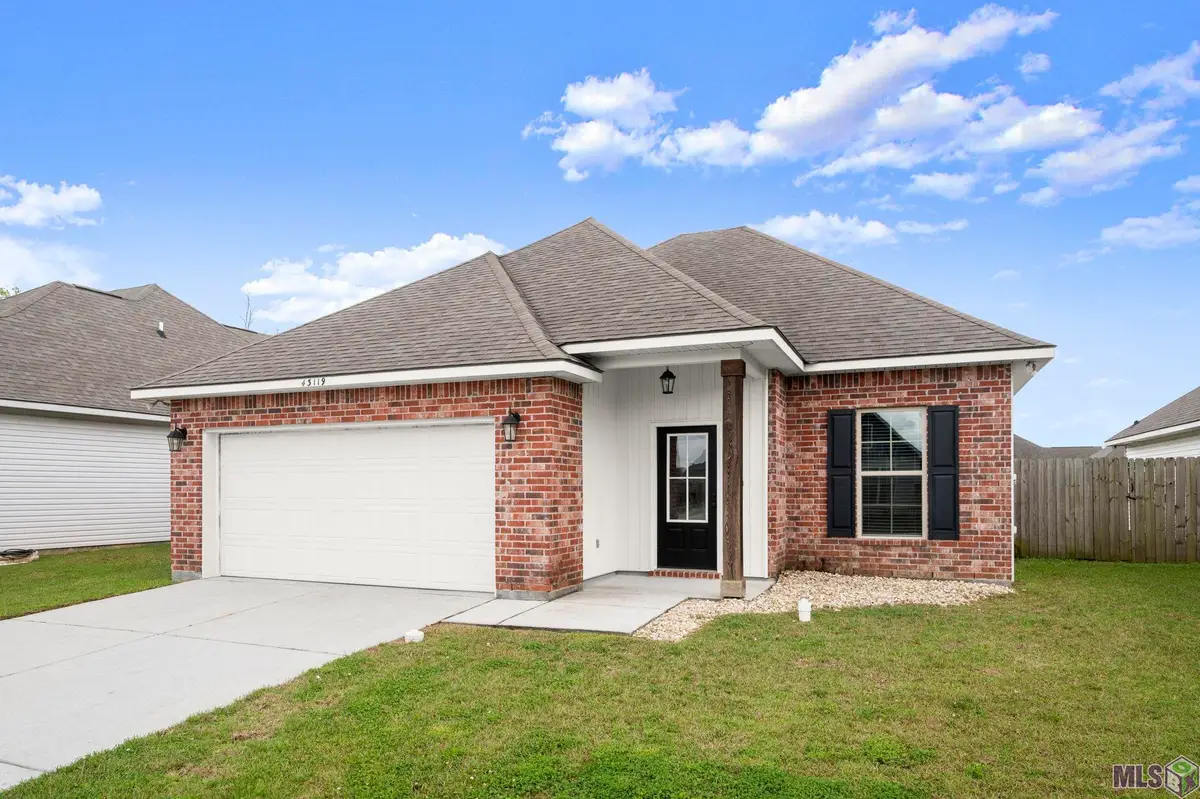 43119 Pointside Ave, Prairieville, LA 70769 - #1