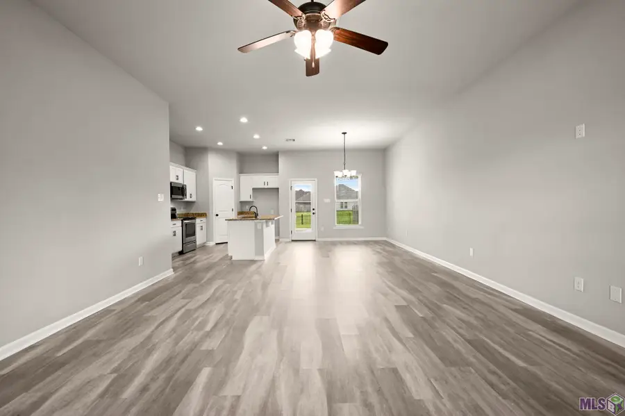 43119 Pointside Ave, Prairieville, LA 70769 - #3