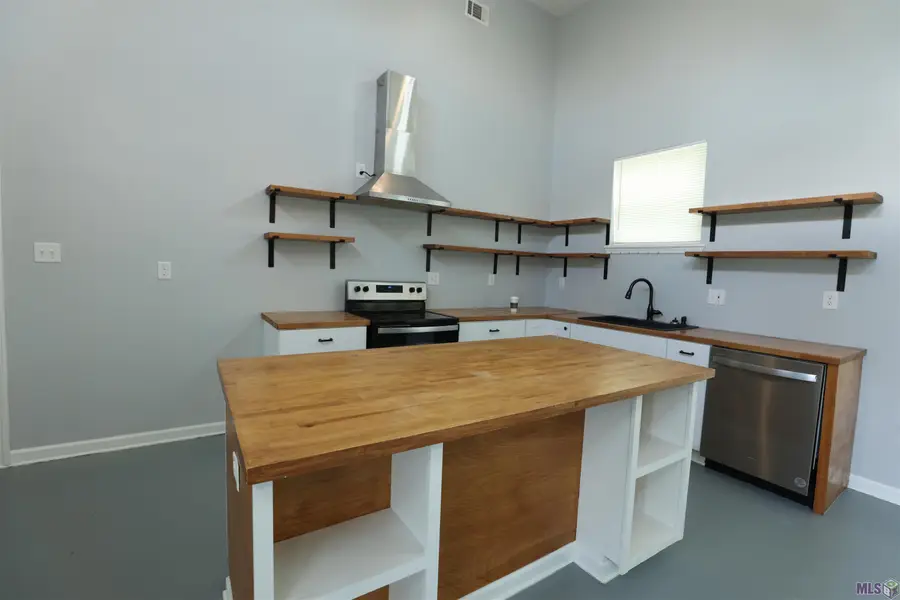 7951 Nottingham St, Baton Rouge, LA 70807 - #2