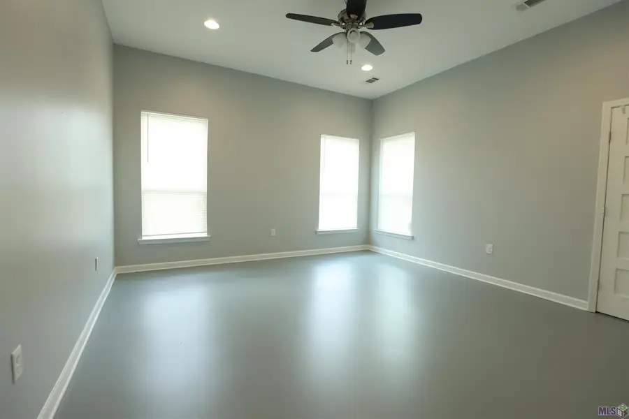 7951 Nottingham St, Baton Rouge, LA 70807 - #3