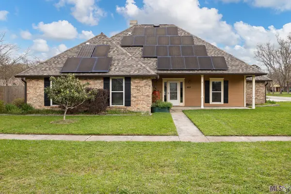 4117 Elizabeth Deborah Dr, Zachary, LA 70791