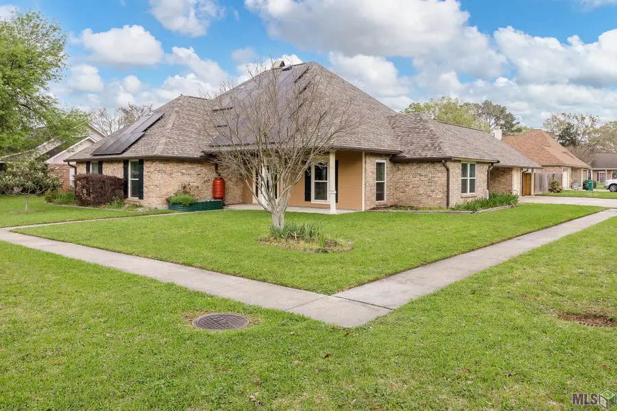 4117 Elizabeth Deborah Dr, Zachary, LA 70791 - #2