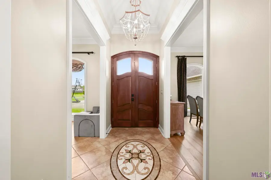 30857 Creek Valley Dr, Denham Springs, LA 70726 - #3