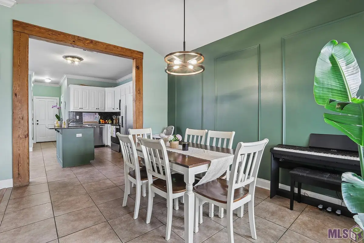 2688 Old Towne Rd, Zachary, LA 70791 - #1