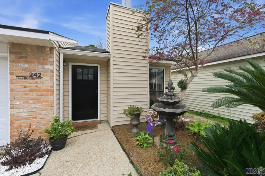 242 Highland Creek Pkwy, Baton Rouge, LA 70808 - #2