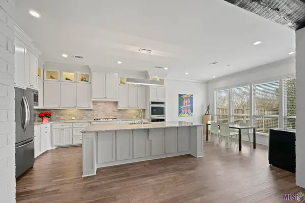 42387 Greens View Dr, Gonzales, LA 70737