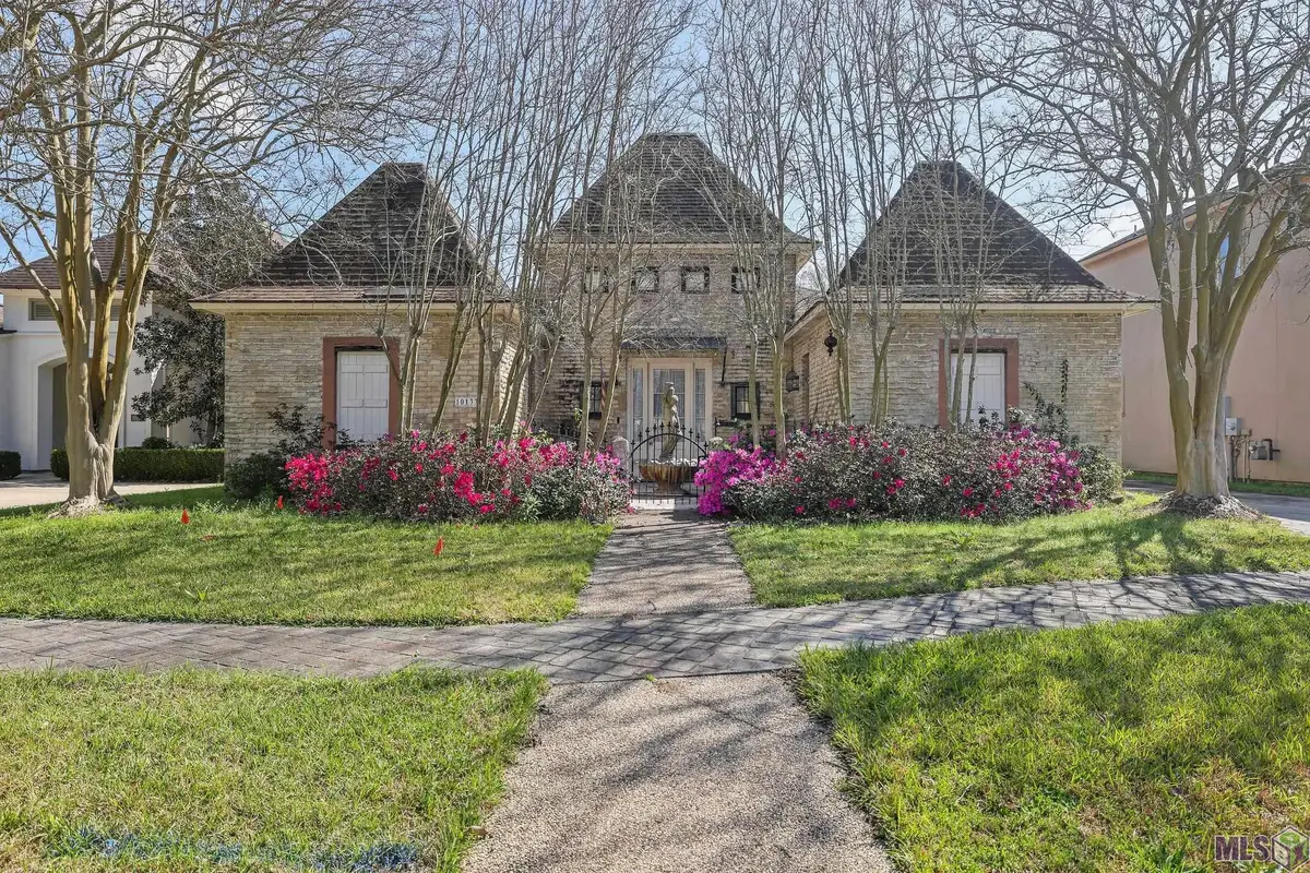 10133 Old World Dr, Baton Rouge, LA 70817 - #1