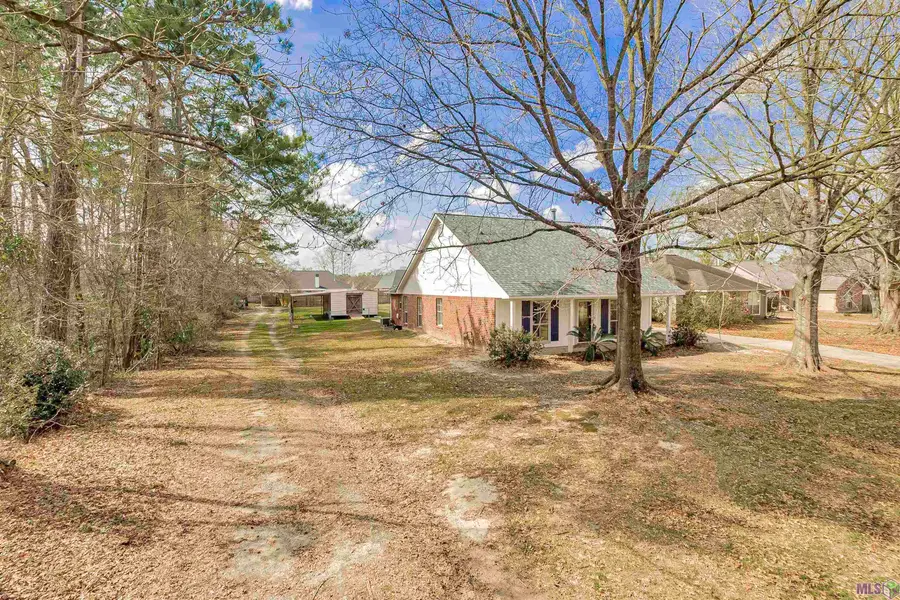 30377 Fairway View Dr, Denham Springs, LA 70726 - #2