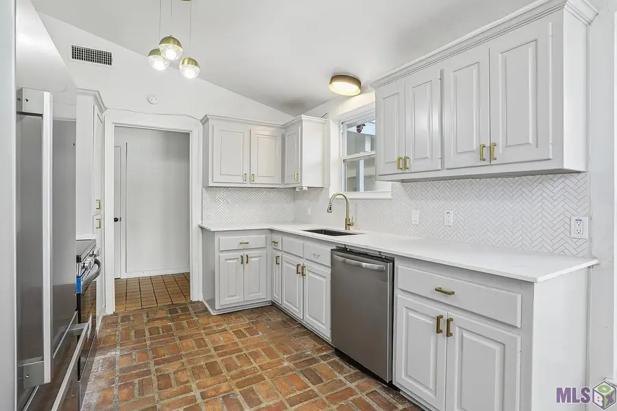 323 Little John Dr, Baton Rouge, LA 70815 - #2