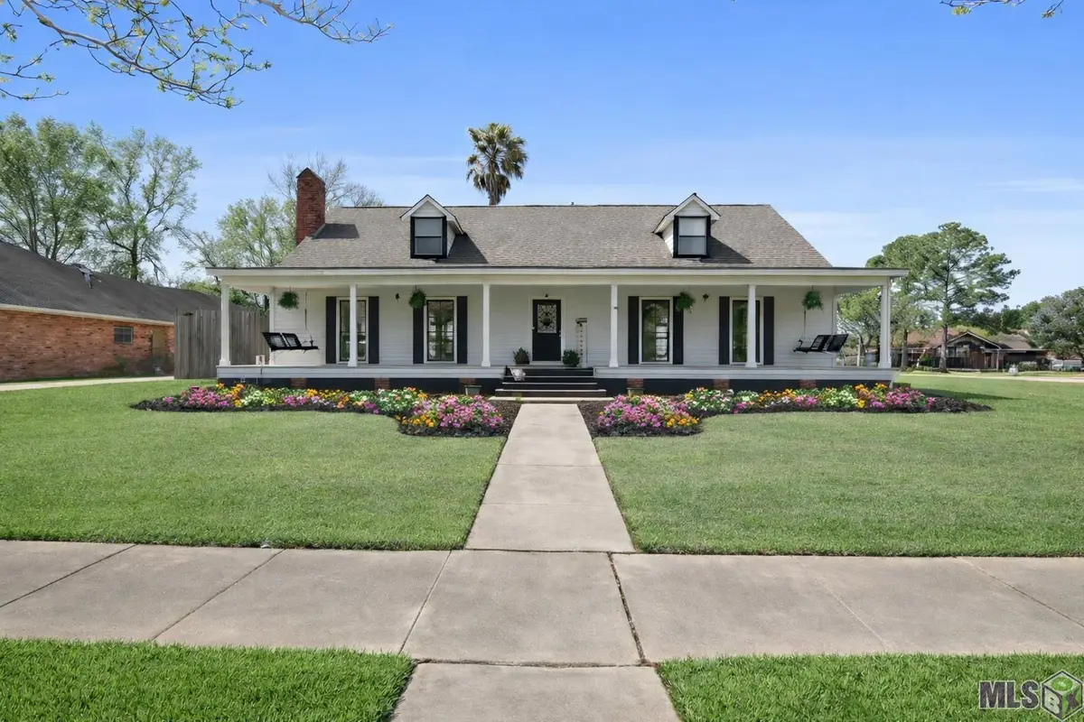 4808 Mobile Dr, Baton Rouge, LA 70817 - #1