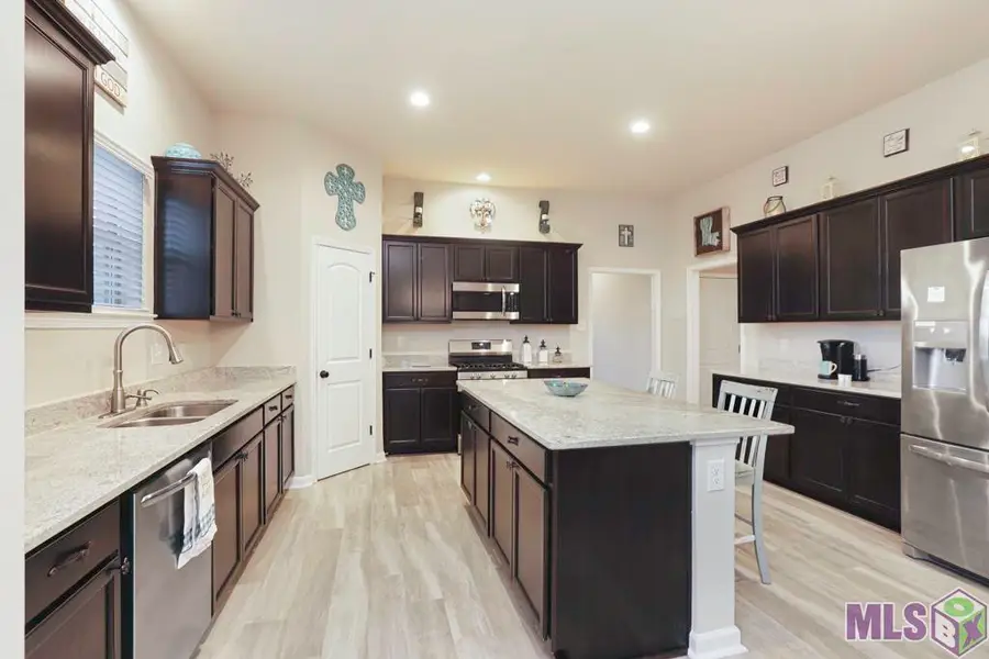 41396 Cozy Way, Gonzales, LA 70737 - #3