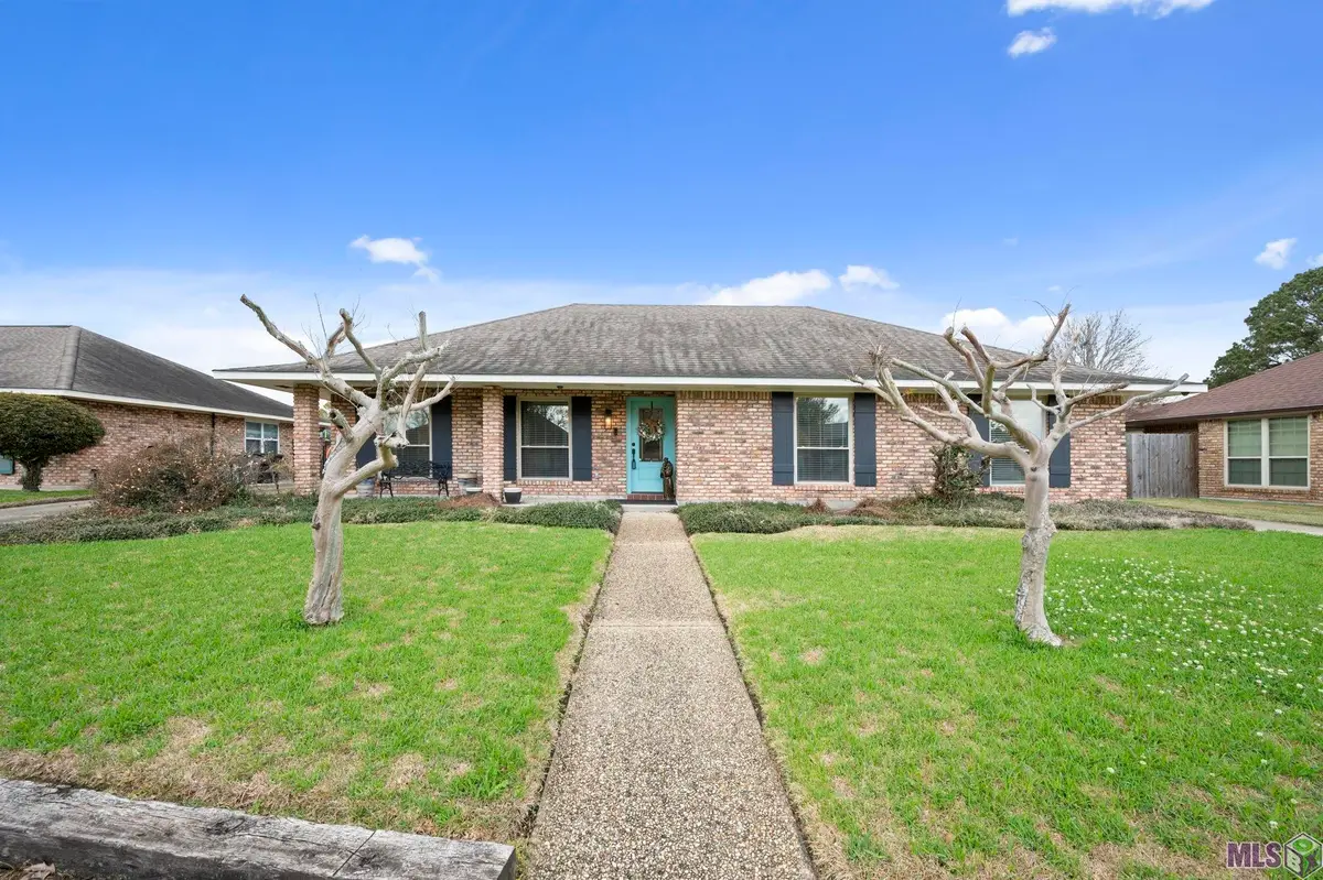 4920 Woodlyn Dr, Baton Rouge, LA 70816 - #1