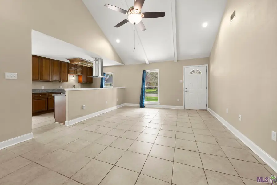 16343 Mockingbird Ln, Baton Rouge, LA 70819 - #2