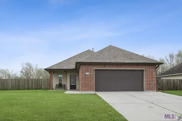 38235 Dolphin Ct, Gonzales, LA 70737