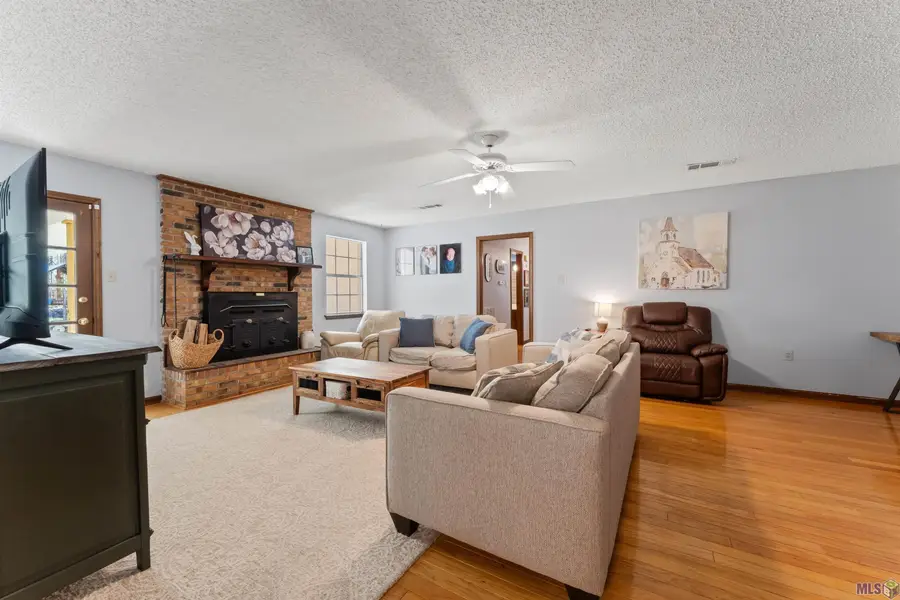 23362 Joe May Rd, Denham Springs, LA 70726 - #3