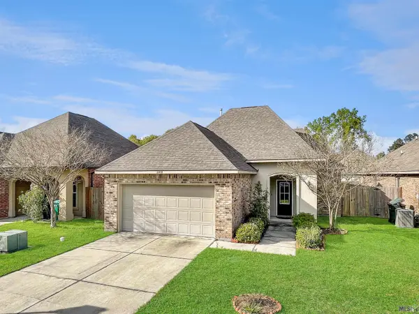 39152 Superior Wood Ave, Gonzales, LA 70737