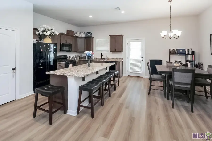 39519 Parkfair Dr, Gonzales, LA 70737 - #2