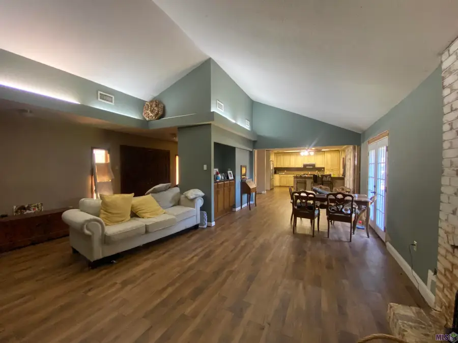 6370 Morgan Rd, Greenwell Springs, LA 70739 - #3