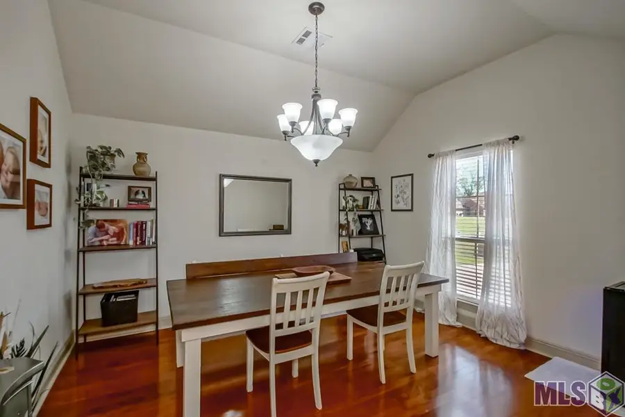 10378 Montrachet Dr, Baton Rouge, LA 70817 - #3