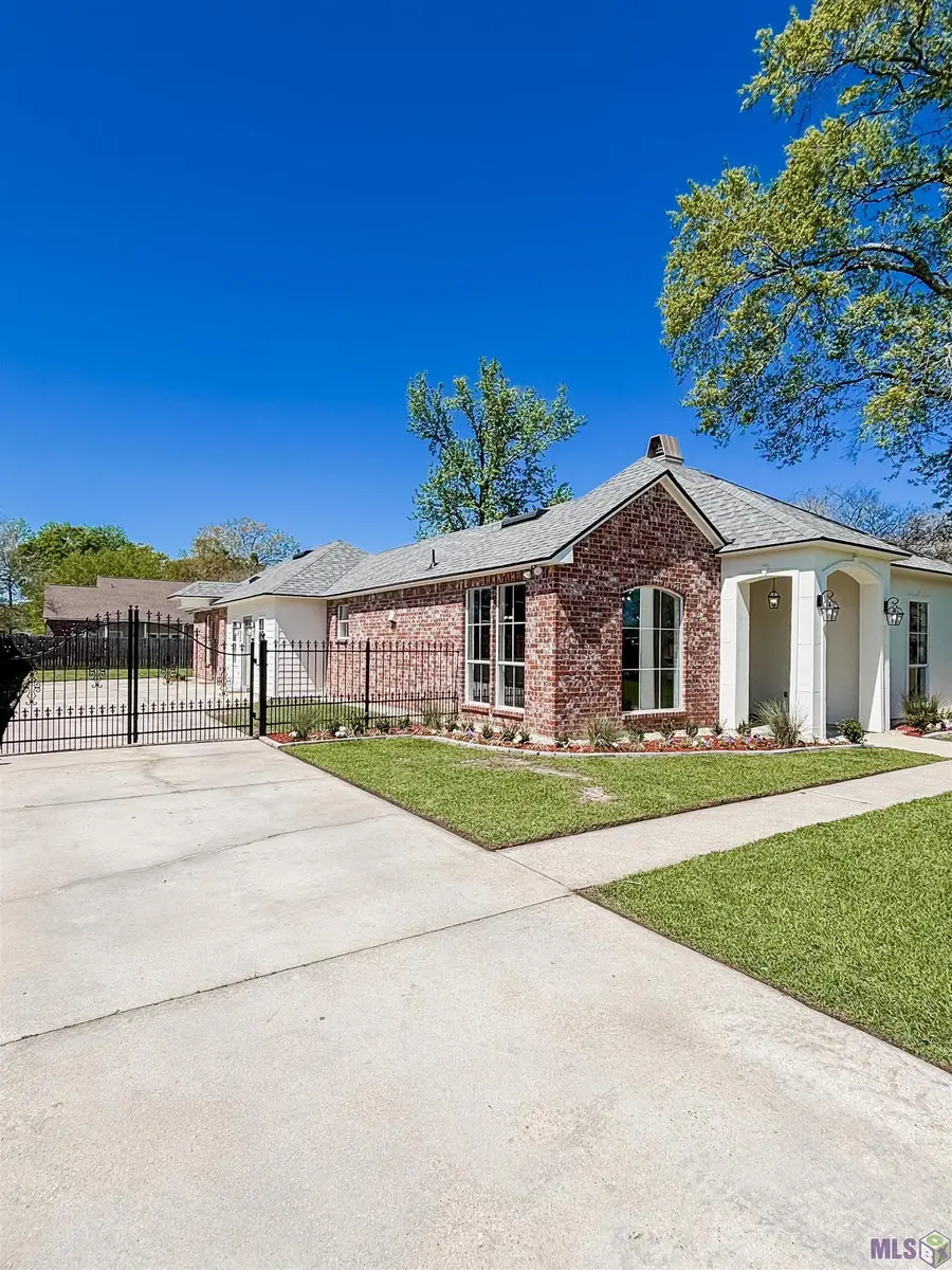 17375 Les Chenier St, Prairieville, LA 70769 - #3