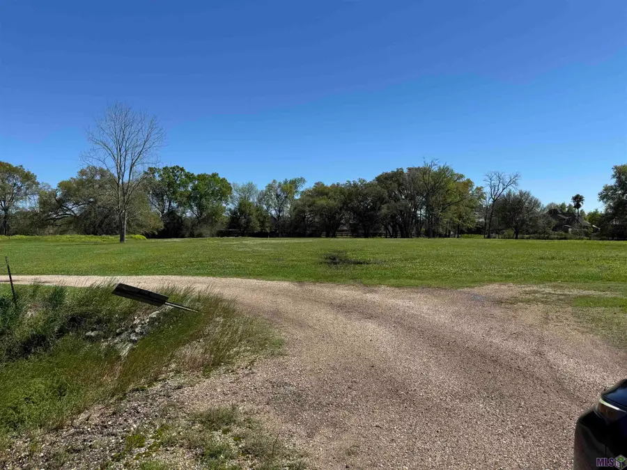 37143 Jackson Oaks Rd, Geismar, LA 70734 - #2