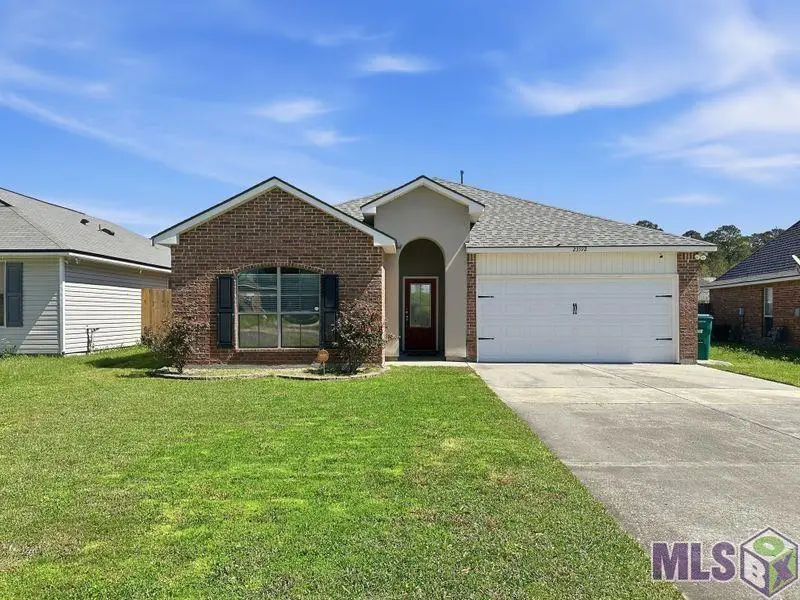 23592 Country Manor Ave, Denham Springs, LA 70726 - #2