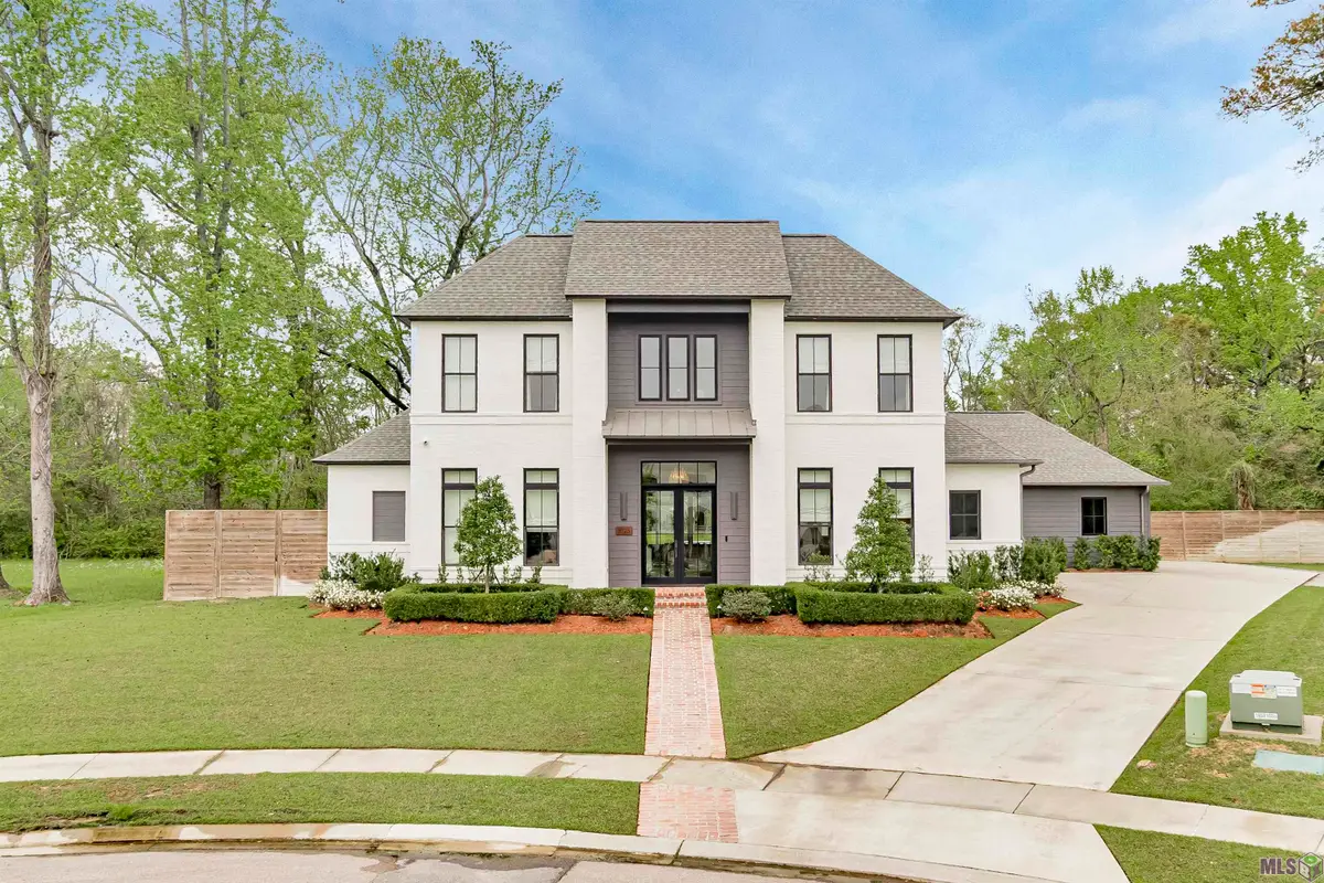8126 Oakridge Dr, Baton Rouge, LA 70810 - #1