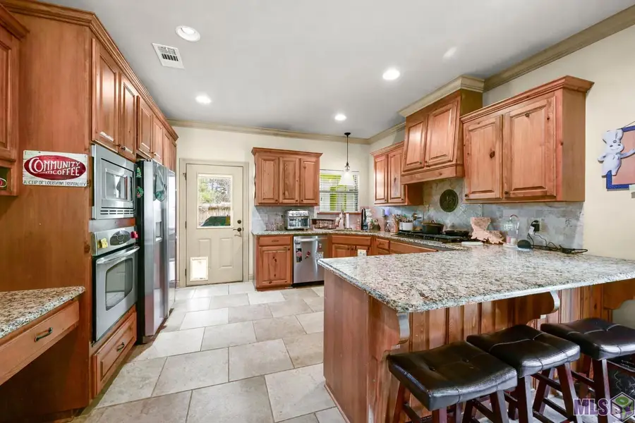 16336 La Louisiane Ct, Baton Rouge, LA 70817 - #2