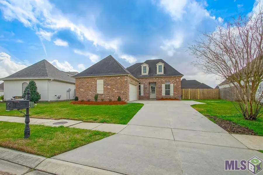 39327 Ironwood Ave, Prairieville, LA 70769 - #2