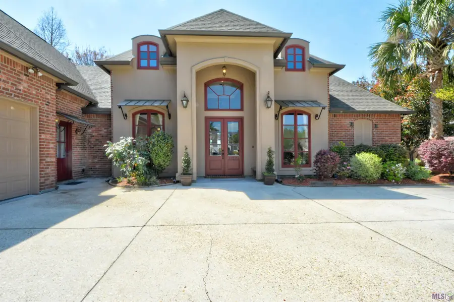 17524 W Purple Martin Ct, Baton Rouge, LA 70816 - #2