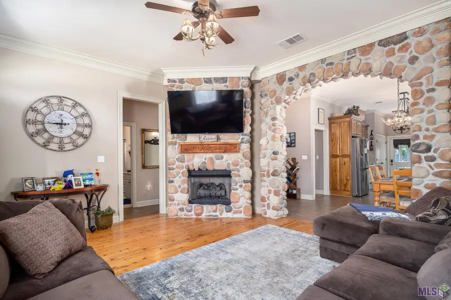 17070 Bradford Ave, Greenwell Springs, LA 70739 - #3