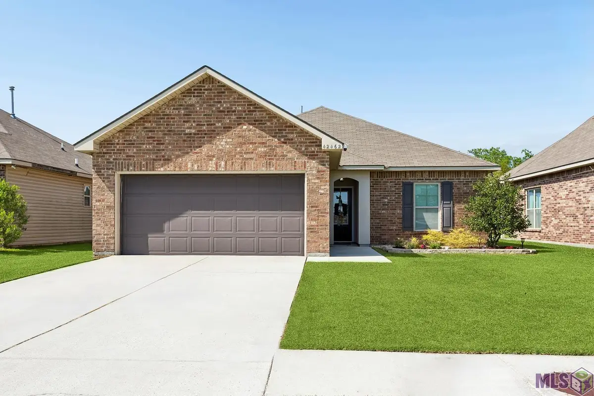42462 Harborstone Ave, Prairieville, LA 70769 - #1