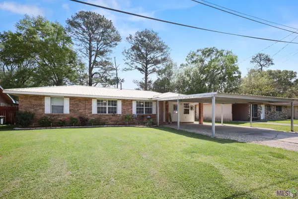 1020 S Stacy Ave, Gonzales, LA 70737