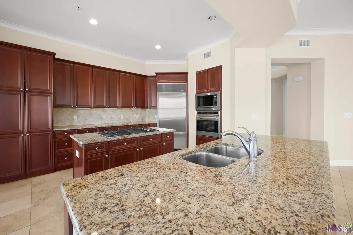 998 Stanford Ave #203, Baton Rouge, LA 70808 - #1