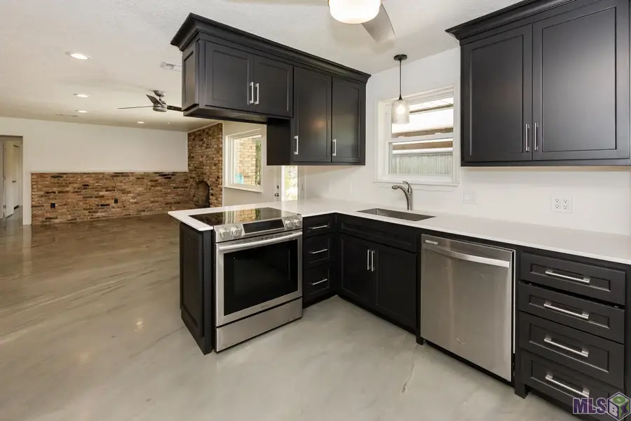 12424 Mollylea Dr, Baton Rouge, LA 70815 - #3