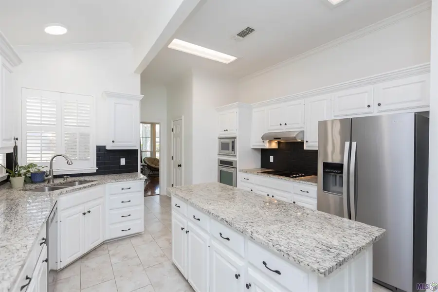6022 Grand Coteau Dr, Baton Rouge, LA 70817 - #3