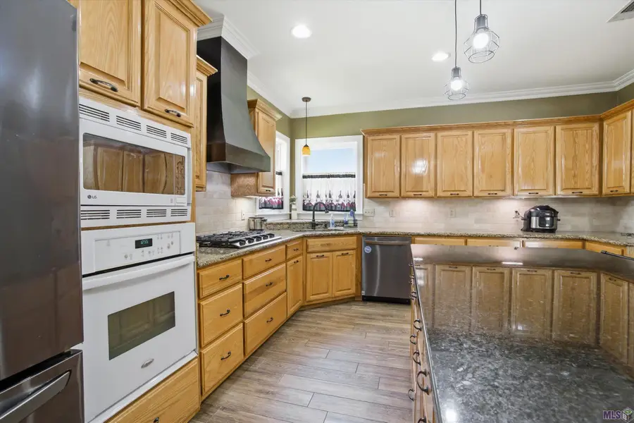 18248 Magnolia Bend Rd, Greenwell Springs, LA 70739 - #3