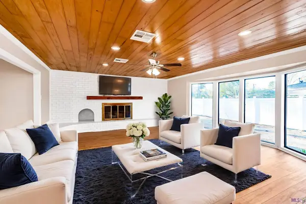 6555 Landmor Dr, Greenwell Springs, LA 70739