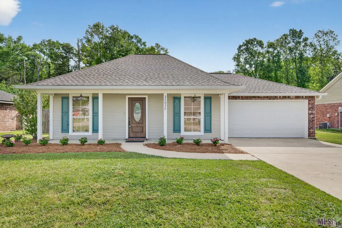 35032 Napoleon Dr, Denham Springs, LA 70706 - #1